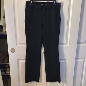 Old navy pixie flare pants in black, size 12